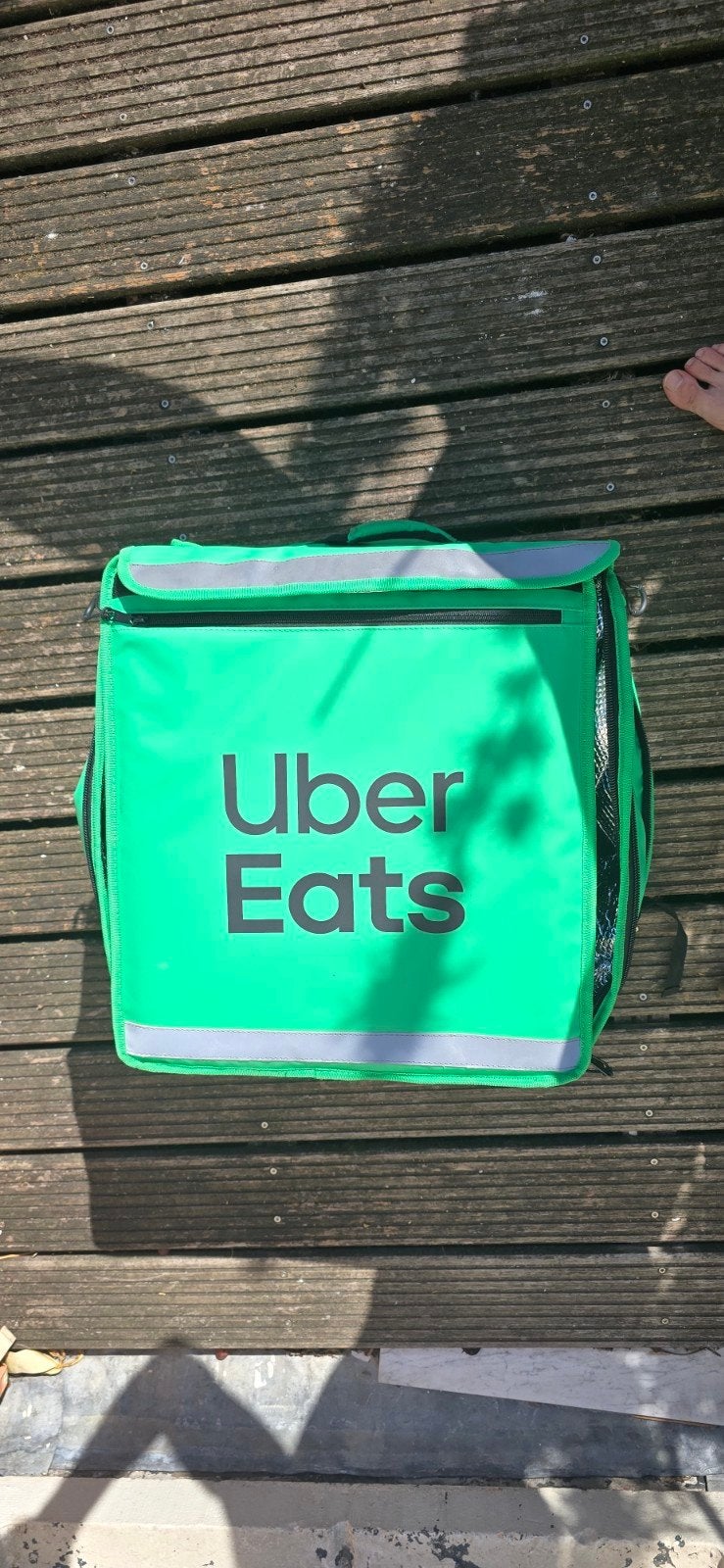 Uber Eats bezorgtas - Zo goed als nieuw, Sieraden, Tassen en Uiterlijk, Tassen | Rugtassen, 40 cm of meer, Ophalen of Verzenden