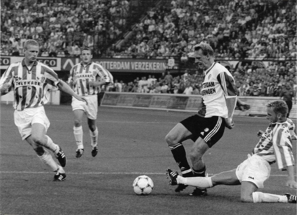 Persfoto Piet Bouts 29-08-1999 Feyenoord - SC Heerenveen, Verzenden, Zo goed als nieuw, Feyenoord, Poster, Plaatje of Sticker