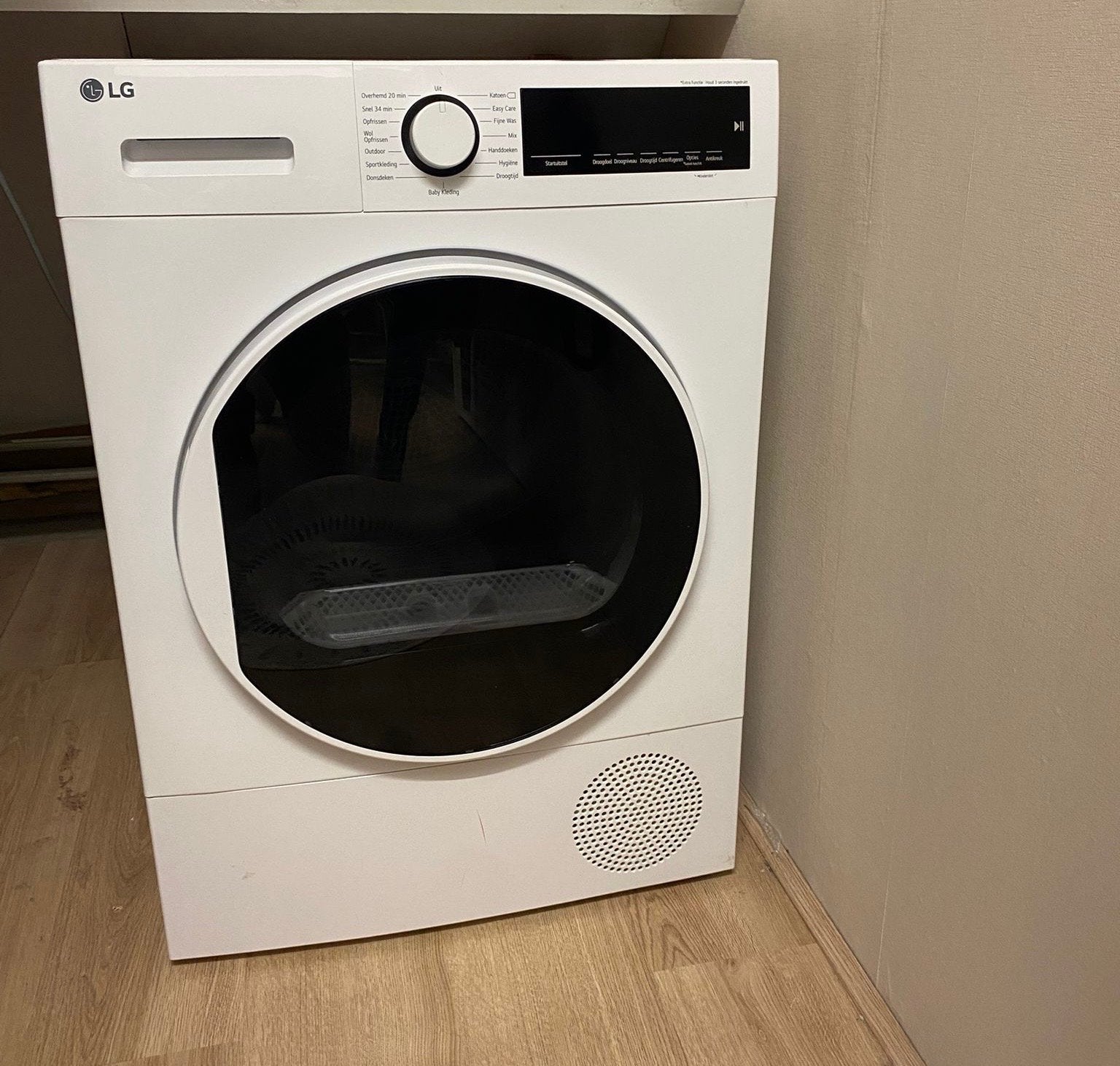 LG goedwerkende condens wasdroger, Witgoed en Apparatuur, Wasdrogers, Ophalen, 6 tot 8 kg, Gebruikt, Voorlader