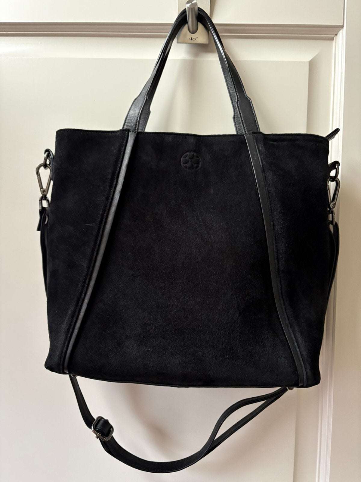 Suede tas danes, Ophalen of Verzenden, Zo goed als nieuw, Zwart