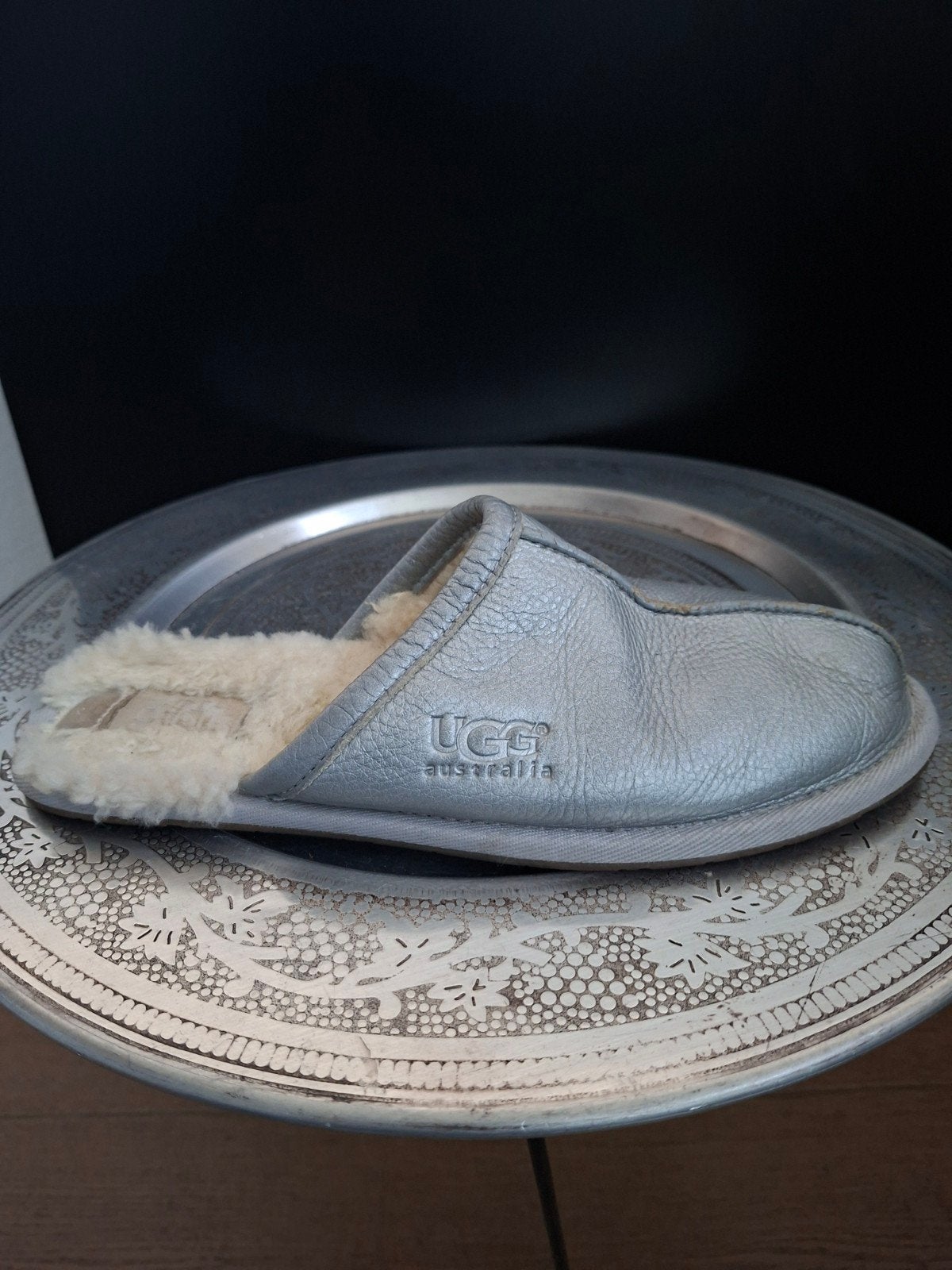 UGG Australia Pantoffels - Zilver, Maat 40, Overige kleuren, UGG Australia, Ophalen of Verzenden, Pantoffels of Sloffen