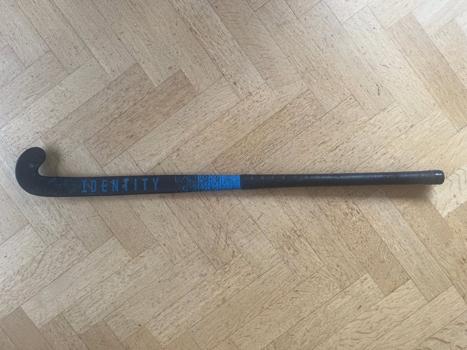 Zaakhockeystick Identity 100% carbon, Sport en Fitness, Hockey, Ophalen, Zo goed als nieuw, Stick