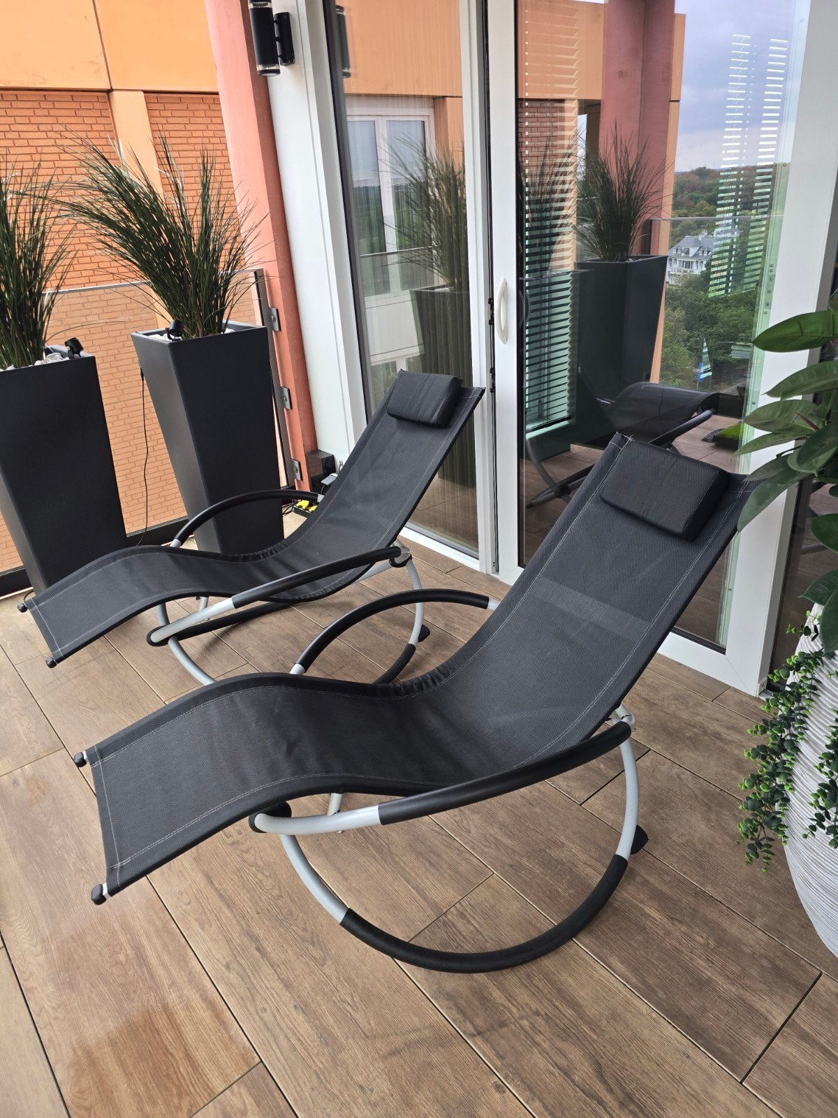 2 x vidaXL Ligbed Schommelstoel Zwart - Zo goed als nieuw, Tuin en Terras, Ophalen, Zo goed als nieuw, Overige materialen
