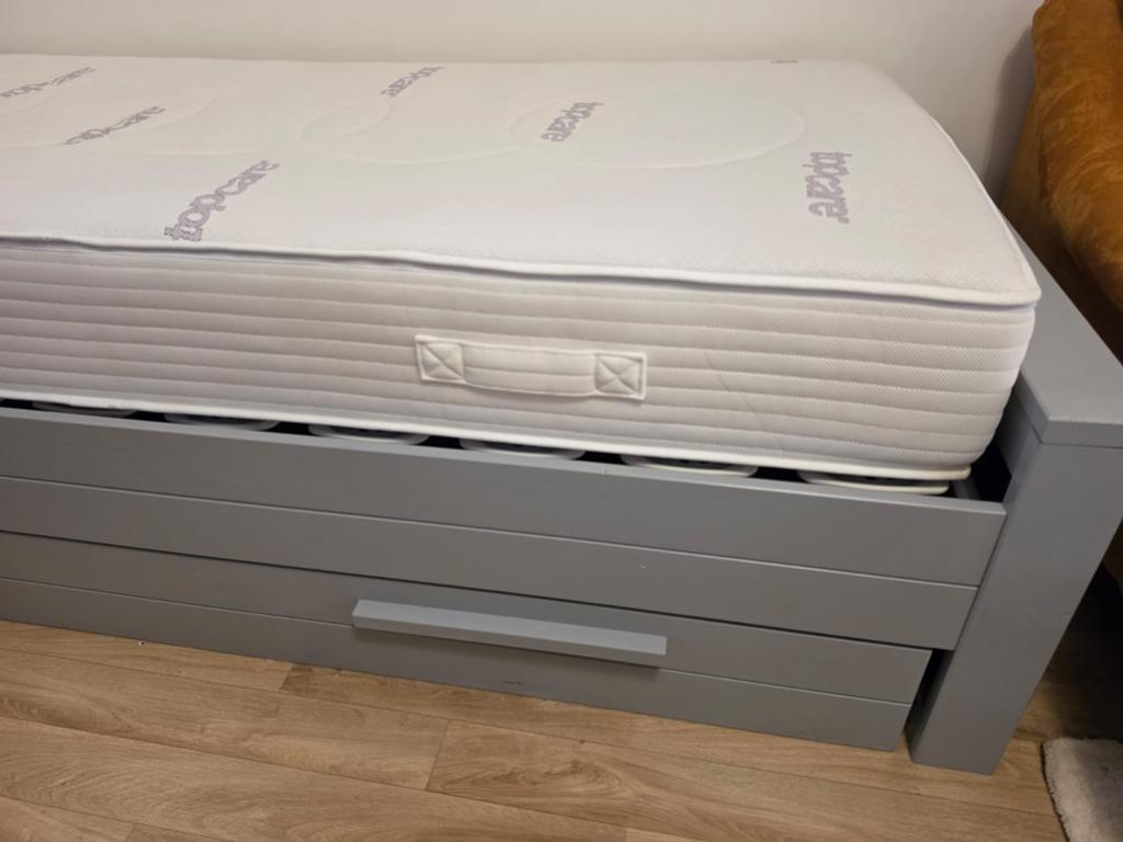 bed, Ophalen of Verzenden, Eenpersoons, Hout, 90 cm