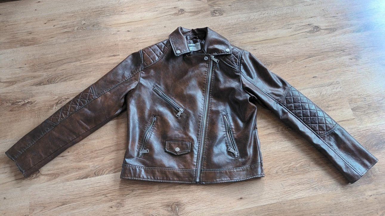 RitaOra Primark Bikerjack / Leren Look Jas Bruin – Maat XS –, Kleding | Heren, Ophalen, Zo goed als nieuw, Maat 46 (S) of kleiner
