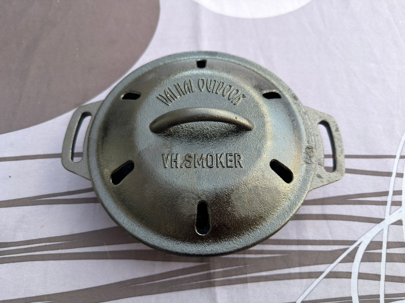 Valhal Outdoor smoker box / rookbox- gietijzer - VH.SMOKER, Ophalen, Zo goed als nieuw