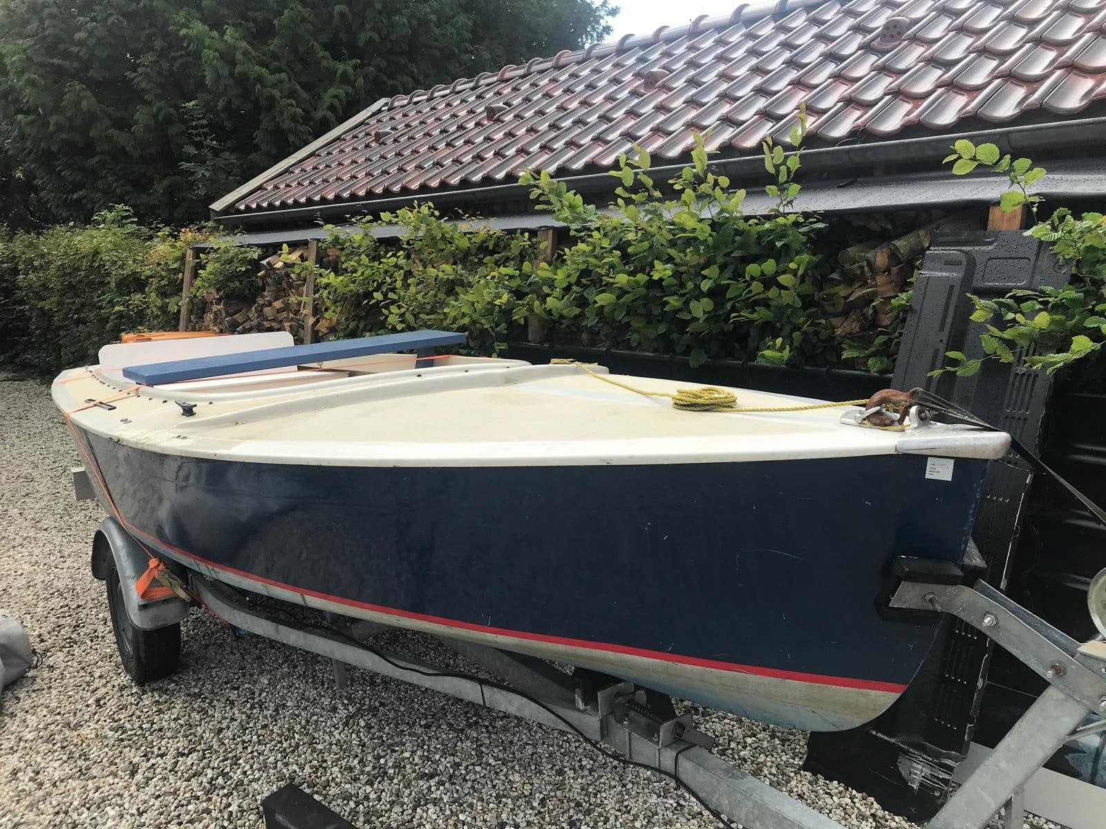Leuk bootje 4.90 x 1.60 zonder trailer en zonder motor, Ophalen, Gebruikt, Polyester