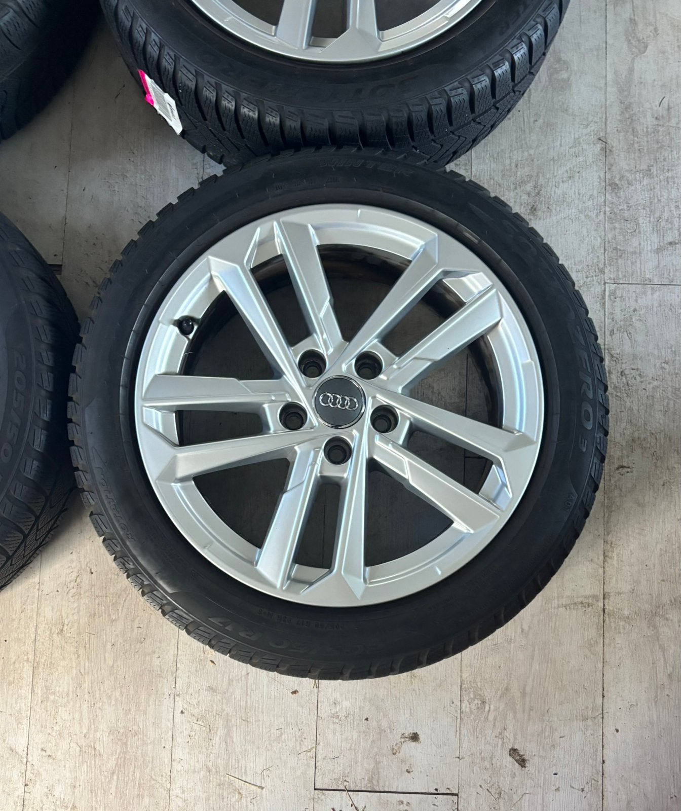17 inch Originele Audi A3 Velgen met banden Golf Leon 5x112, Banden en Velgen, 17 inch, 225 mm, Winterbanden