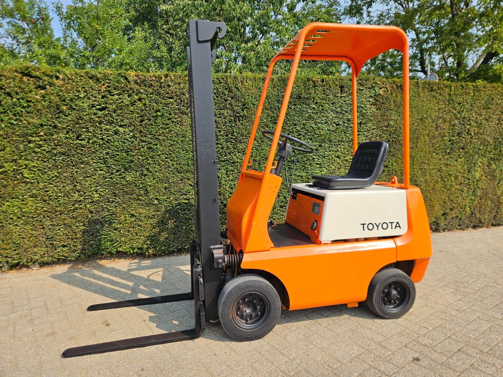 Toyota FG9 Heftruck - zeer nette staat., Zakelijke goederen, Machines en Bouw | Heftrucks en Intern transport, Ophalen, Benzine