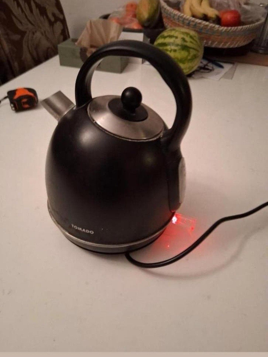 Te koop, Tomdo merk steel waterkoker., 1 tot 2 liter, Ophalen