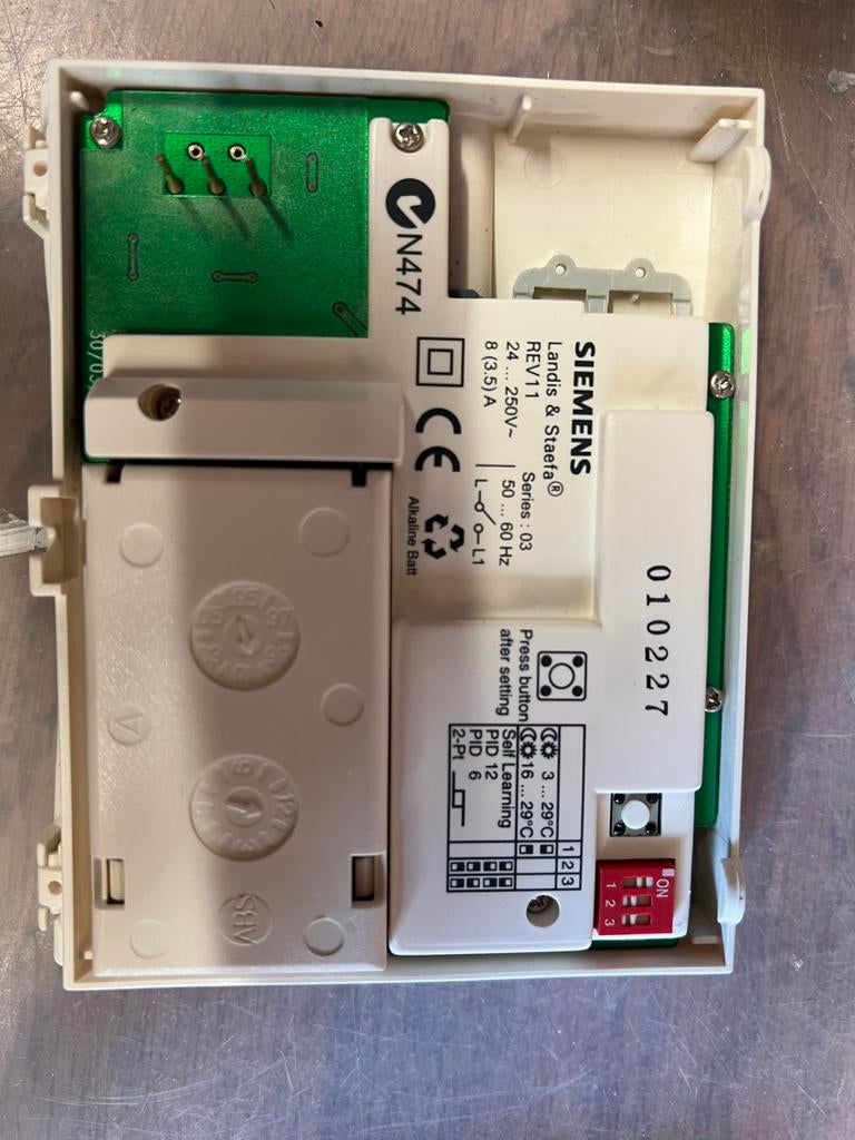 Siemens Landis & Staefa REV11 Kamerthermostaat, Doe-het-zelf en Verbouw, Ophalen of Verzenden, Gebruikt