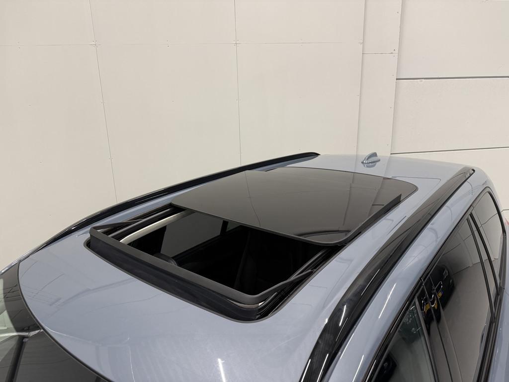Volvo XC90 T8 Recharge AWD R-Design PANO/LUCHTVERING/TREKHAA, Auto's, Gebruikt, Zwart, 4 cilinders, 7 stoelen