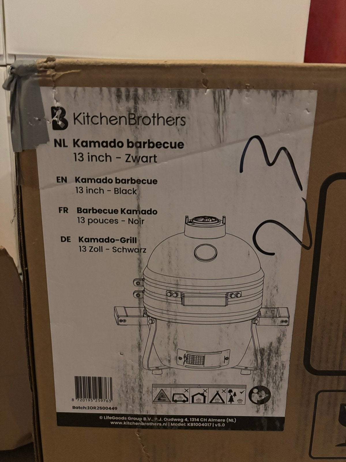 Foto 11 van KitchenBrothers Kamado BBQ - 13 Inch Houtskool Barbecue
