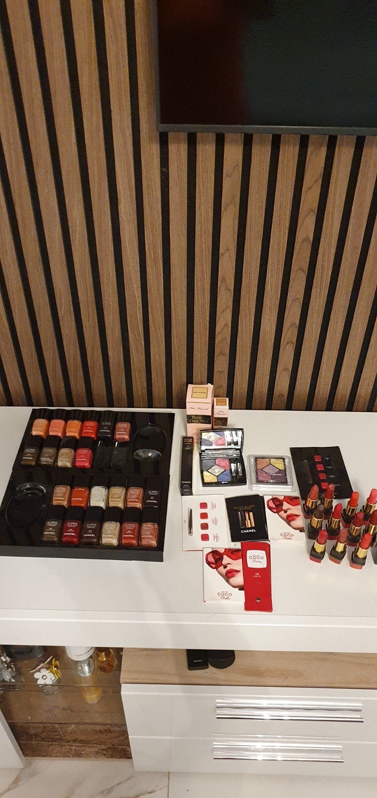Partij make up en nagellak., Ophalen of Verzenden, Zo goed als nieuw, Overige kleuren, Gehele gezicht