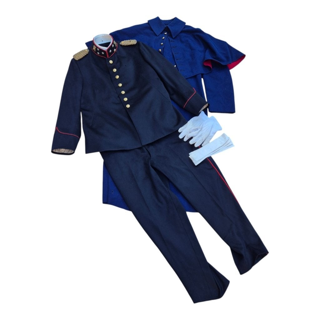 Gala/geklede uniform Kapitein der Genietroepen op naam, Verzamelen, -, -, Ophalen of Verzenden, -