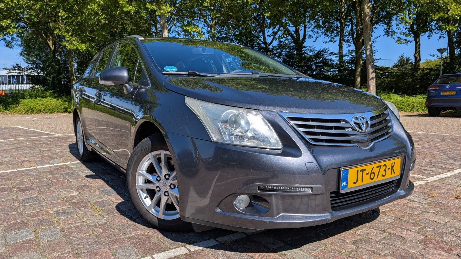Toyota Avensis station wagon 147pk airco cruise 2011, Auto's, Toyota, Euro 5, Avensis, Handgeschakeld, Grijs