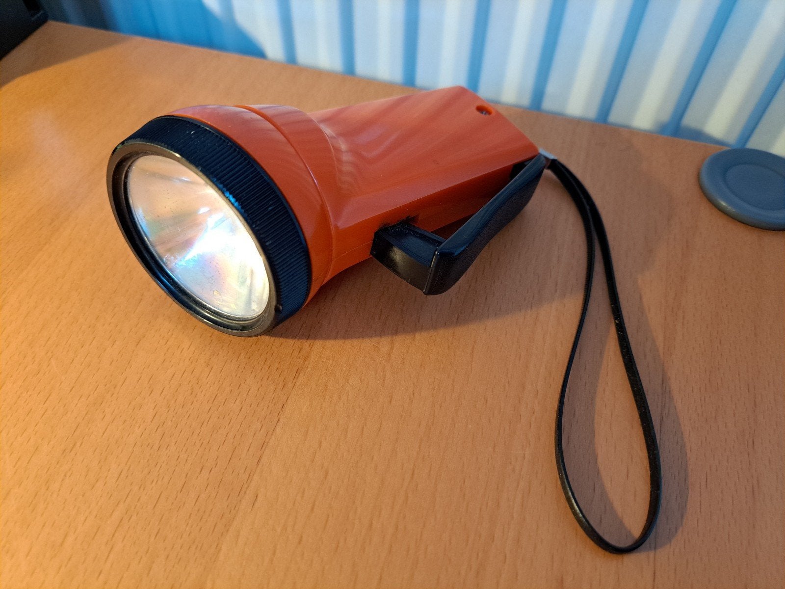 Retro Knijpkat Zaklamp - Oranje, Ophalen of Verzenden, Gebruikt