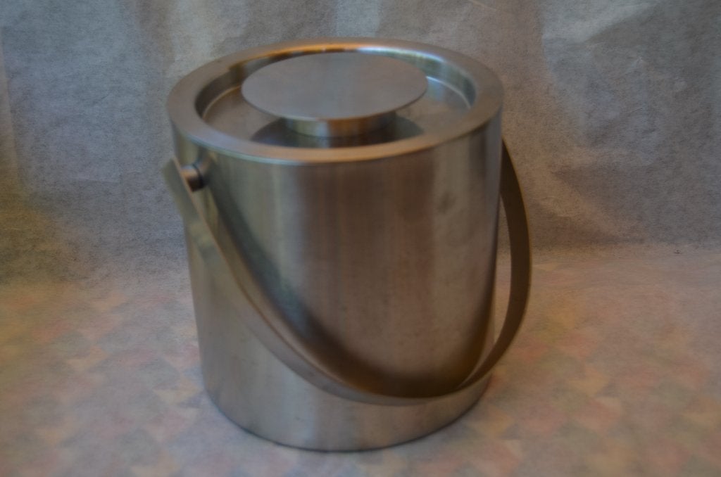RVS Ijsemmer in prima staat + ijstang Scandinavisch design, Ophalen of Verzenden, 15 cm, Overige typen, Metaal