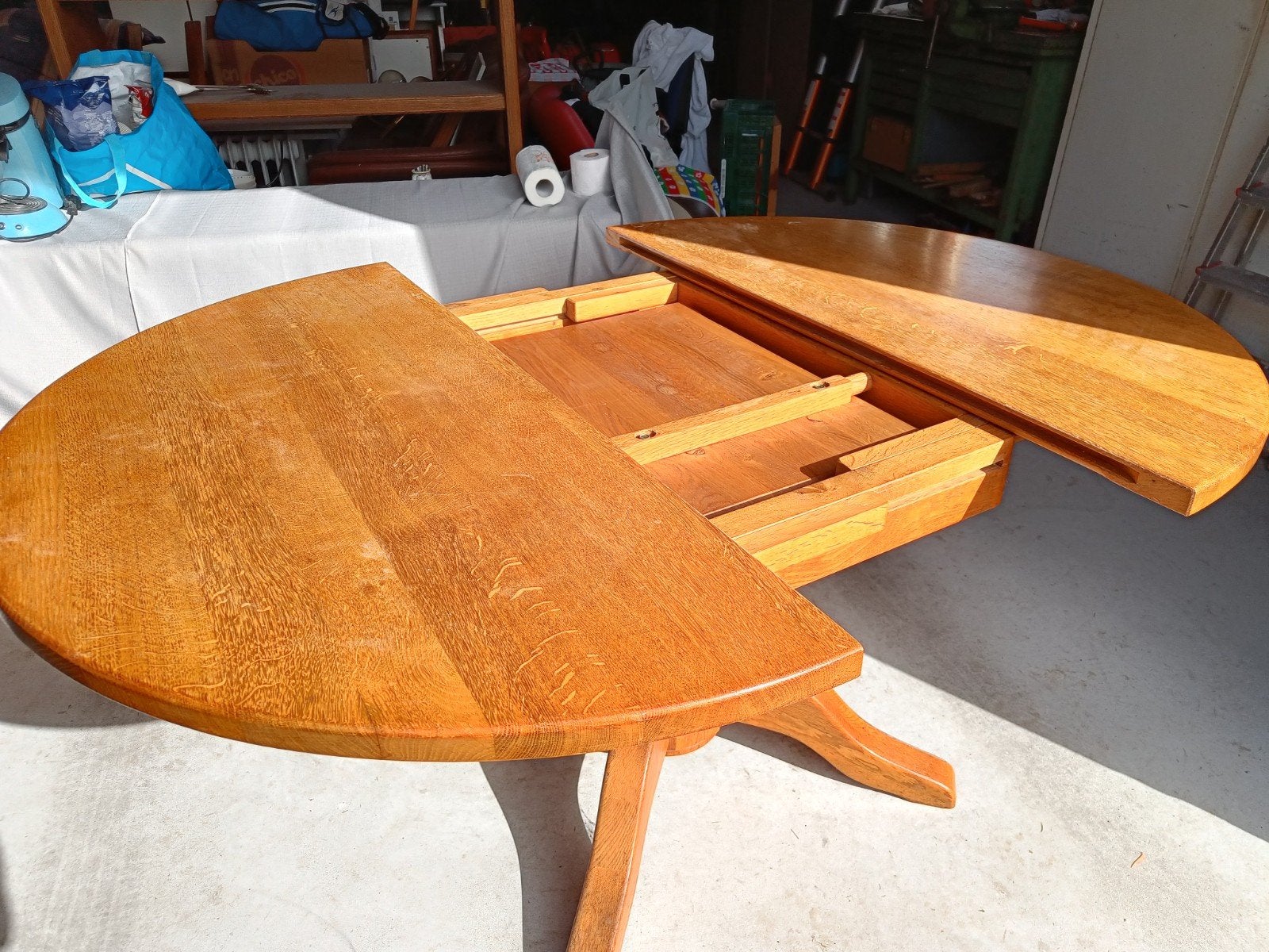 Uitschuifbare Eiken Eettafel Rond (1.20-1.80m) met 4 Stoelen, Ophalen, Gebruikt, 100 tot 150 cm, 150 tot 200 cm