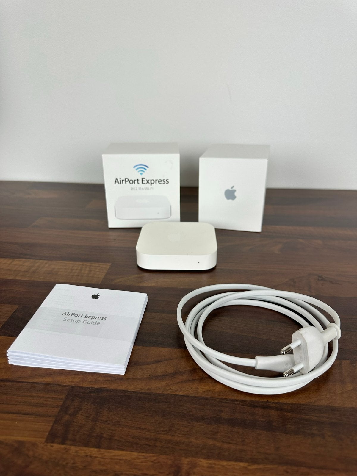 Apple AirPort Express A1392 - Draadloze Router, Computers en Software, Routers en Modems, Zo goed als nieuw, Router, Ophalen of Verzenden