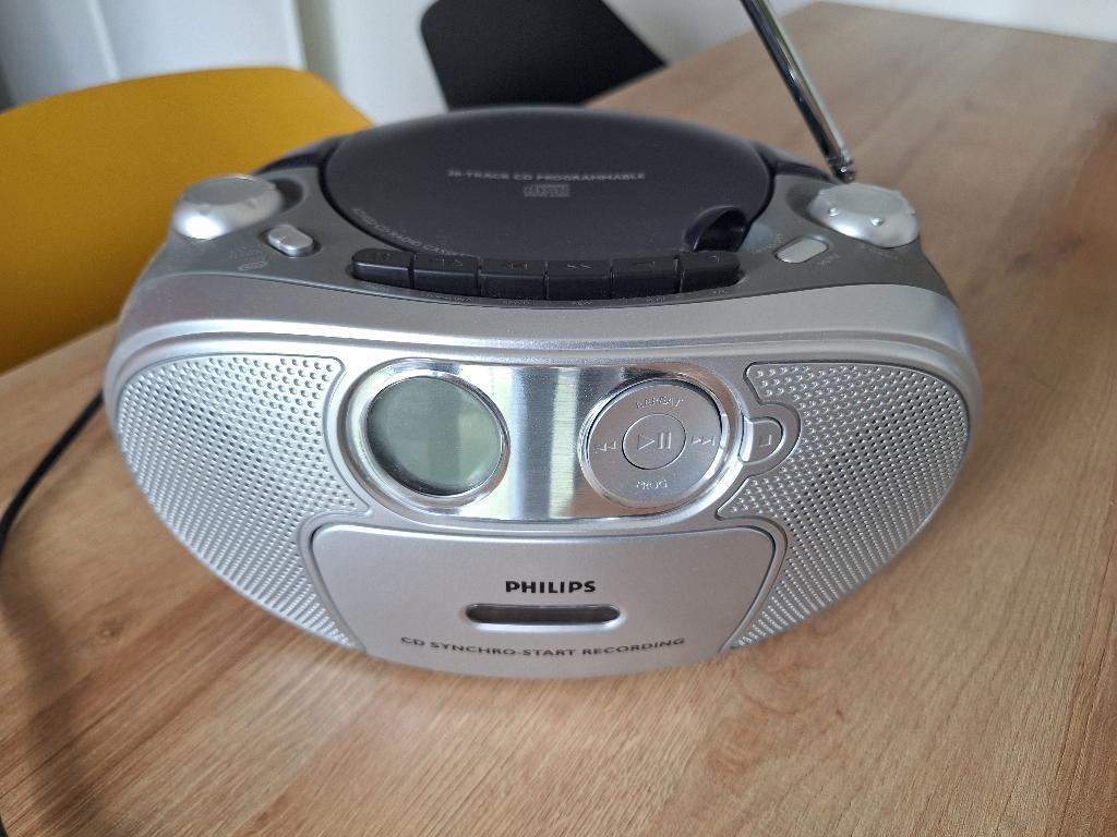 Philips radio, Audio, Tv en Foto, Radio's, Ophalen, Zo goed als nieuw, Radio, Met cd-speler