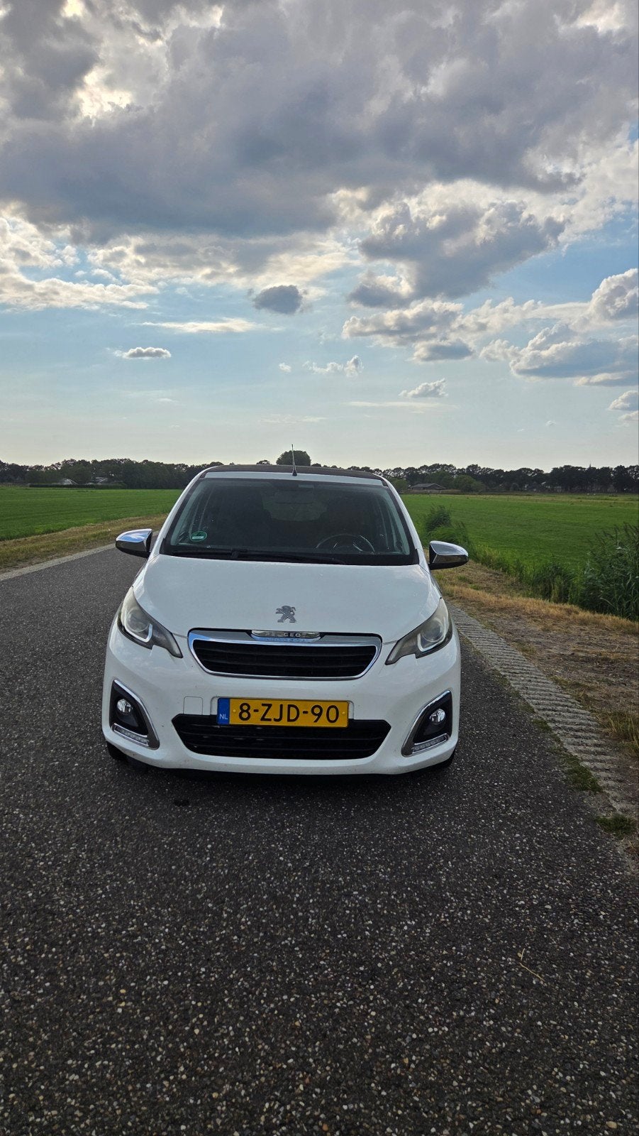 Peugeot 108 1.0 12V E-vti 51KW 5DR 2015 Wit, Auto's, Voorwielaandrijving, 4 stoelen, Wit, Origineel Nederlands