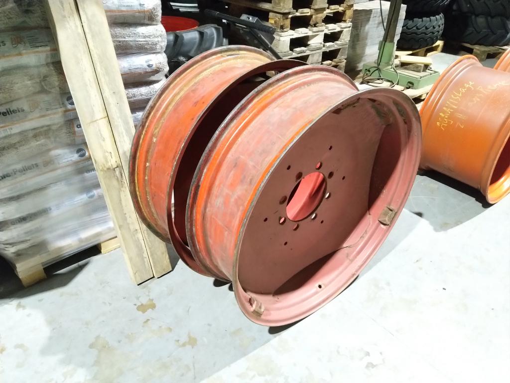 10 x 36 Inch velgen 8 gaats boutafstand 275 mm., Zakelijke goederen, Ophalen of Verzenden, Niet ingevuld, Niet ingevuld, Niet ingevuld