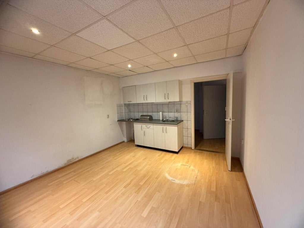 NIEUW! Woonruimte te huur Steenweg, Sittard