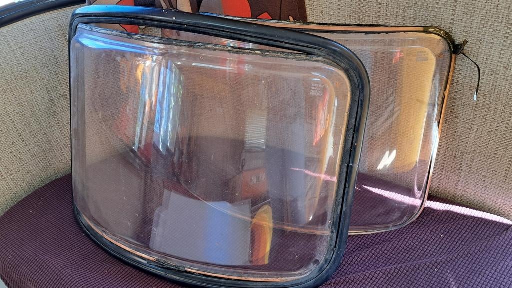 Ronde raampjes Constructam Coral caravan, Caravans en Kamperen, Ophalen of Verzenden, Gebruikt