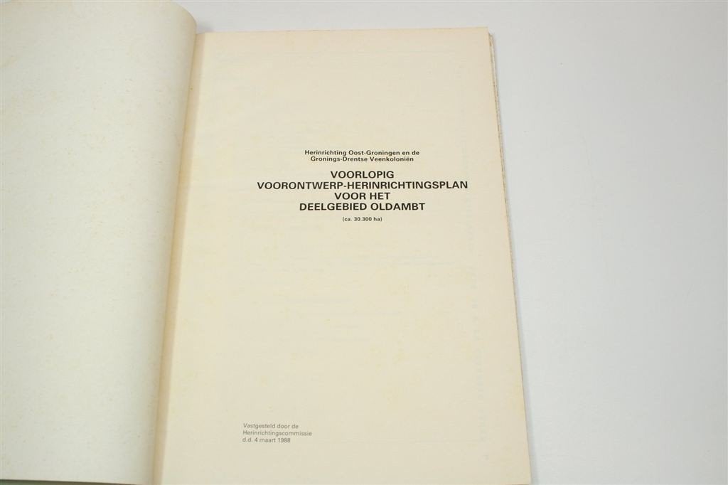 Herinrichting Oldambt — Met Grote Kaart Oost-Groningen 1988, Boeken, Ophalen of Verzenden, Gelezen