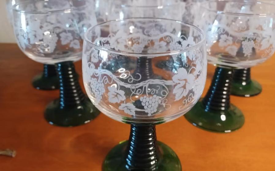 Vintage Roemer Wijnglazen met Groene Voet – 6 stuks, Antiek en Kunst, Antiek | Glas en Kristal, Ophalen of Verzenden