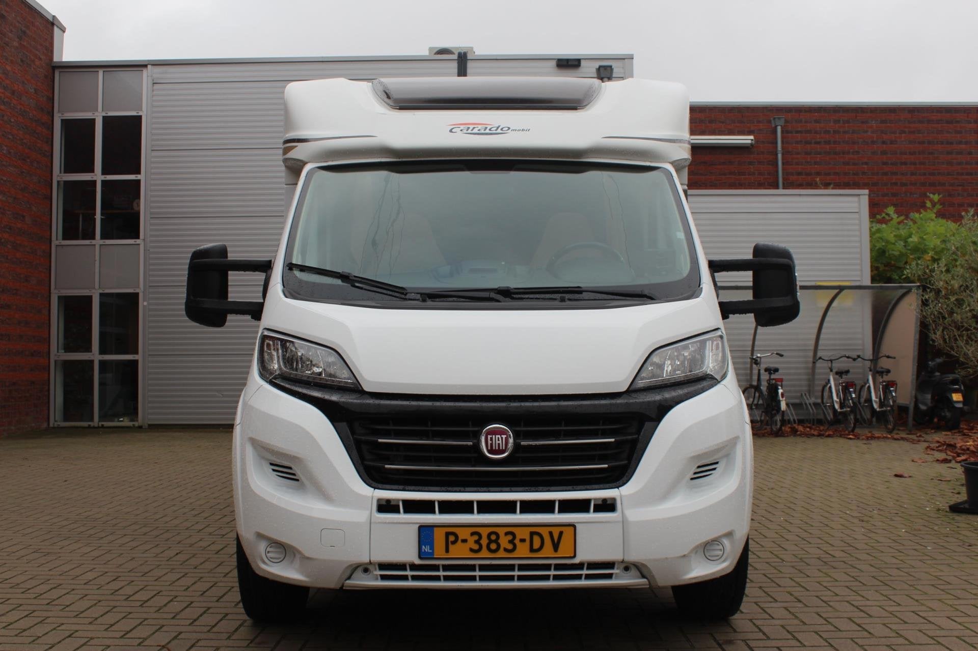 Capron T Carado T449 Queensbed/Dakairco/LMV, Caravans en Kamperen, ESP-stabiliteitscontrole, Airconditioning, Elektrische ramen