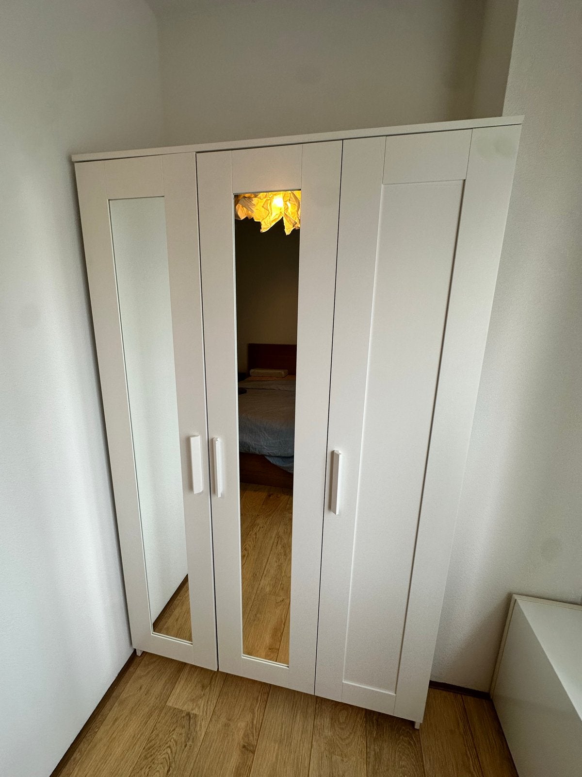 IKEA Brimnes Witte Kast met 2 Spiegels, Gebruikt, 100 tot 150 cm, Ophalen of Verzenden, 150 tot 200 cm