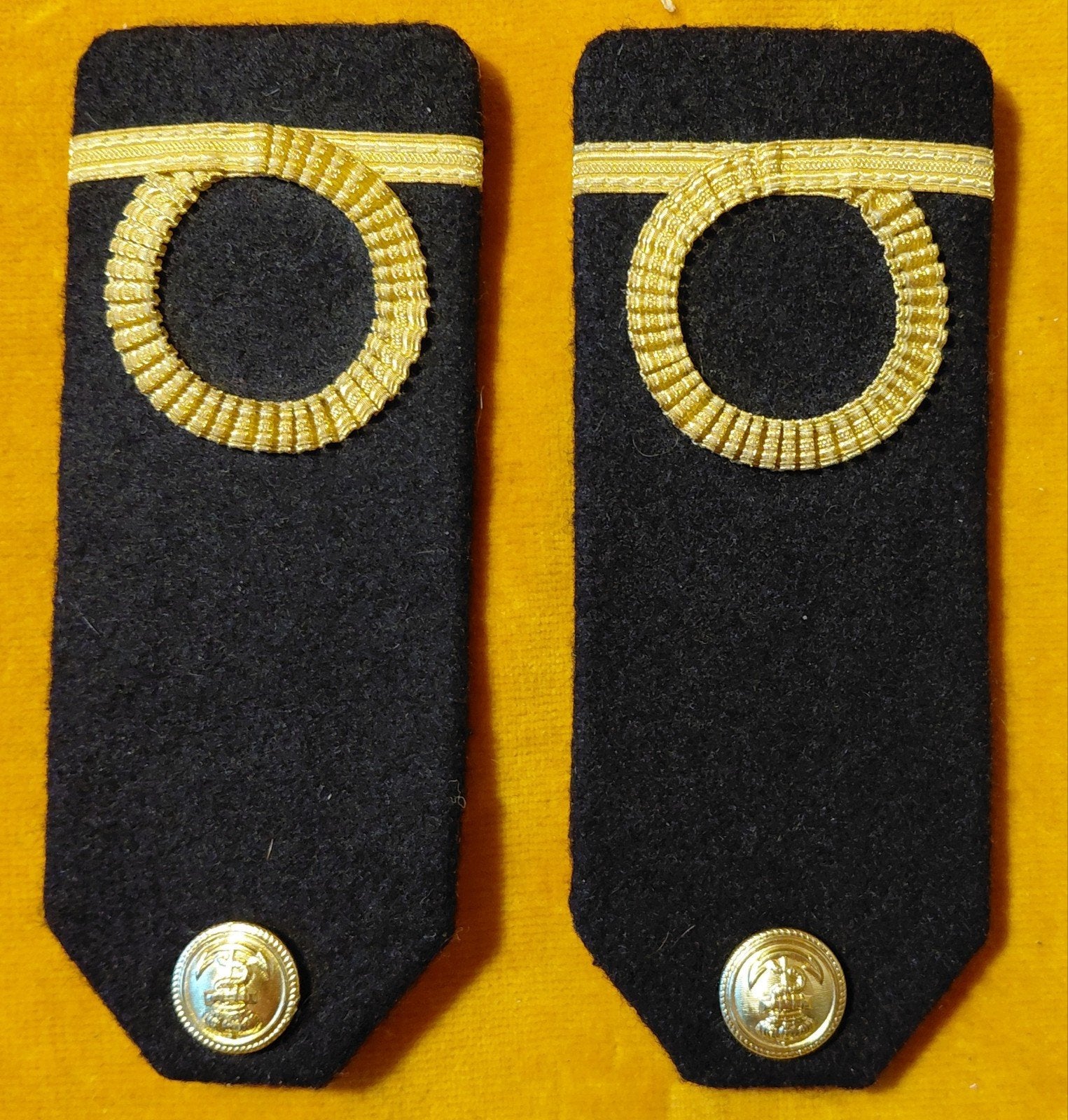 (138) Marine schouderstukken met anker knopen, Ophalen of Verzenden, Marine, Nederland