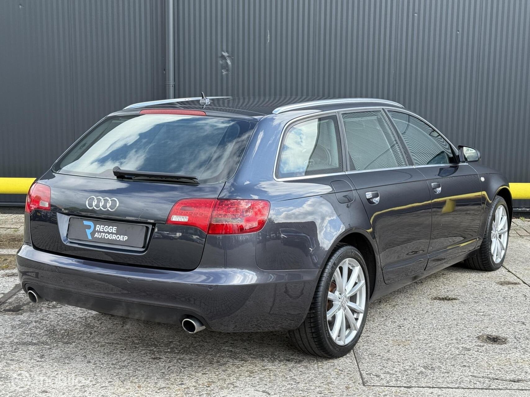 Audi A6 Avant 3.2 FSI quattro Pro Line LEES TEKST!, Auto's, Audi, Automaat, Gebruikt, Leder, 6 cilinders