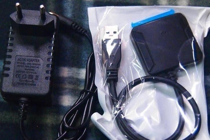 USB 3.2 3.5 grote schijf USB-A naar SATA Harde schijf  SSD, Ophalen of Verzenden, Nieuw, Laptop, USB