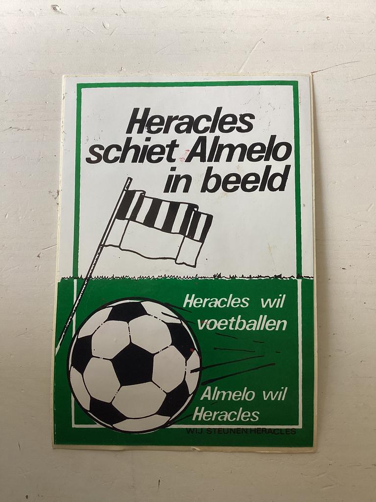 Sticker Heracles Almelo, Verzenden, Zo goed als nieuw, Overige binnenlandse clubs, Poster, Plaatje of Sticker