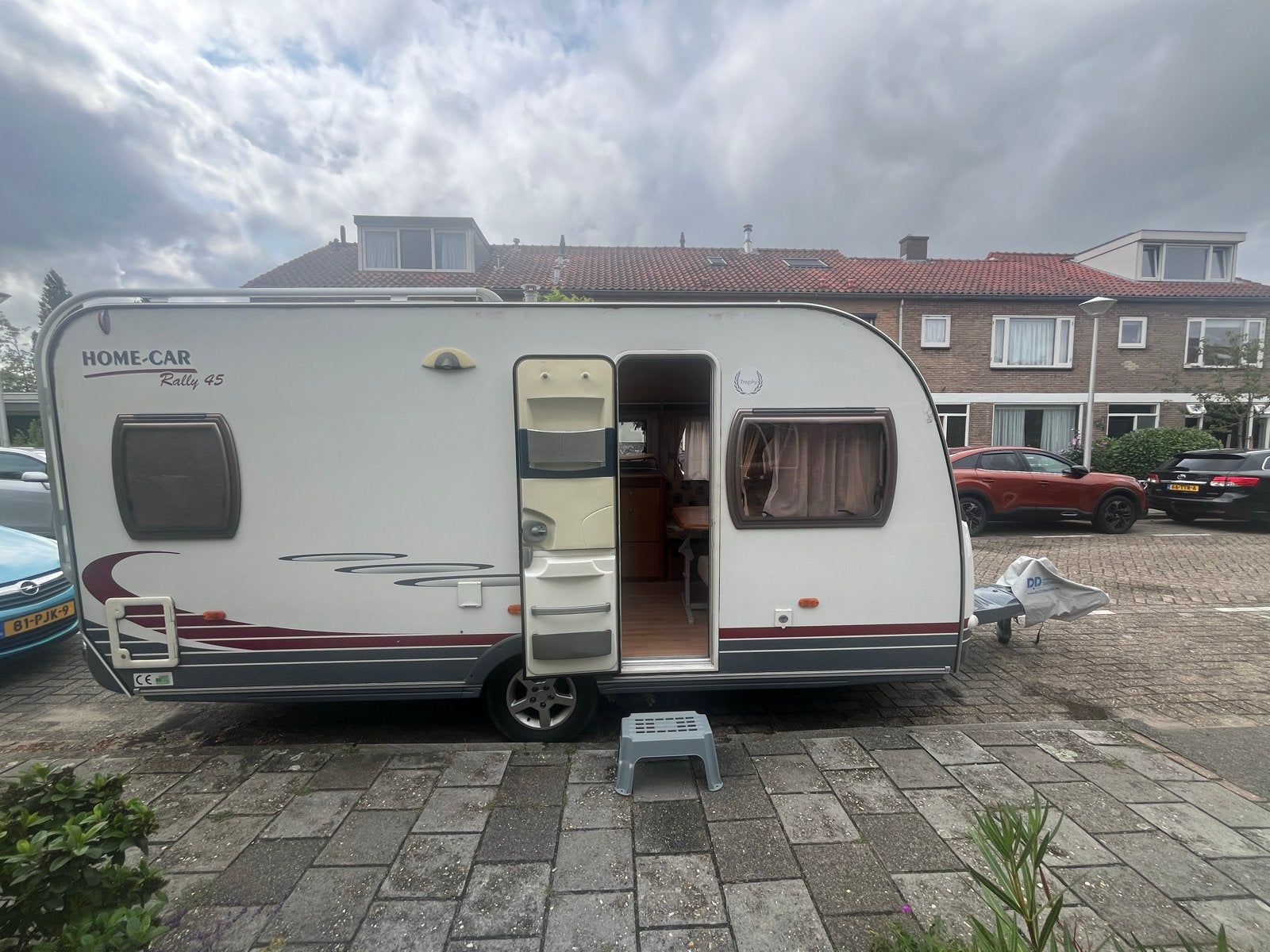 Home-Car Rally 45 - complete caravan met voortent en mover, Vast bed, Rondzit, 750 - 1000 kg, Particulier