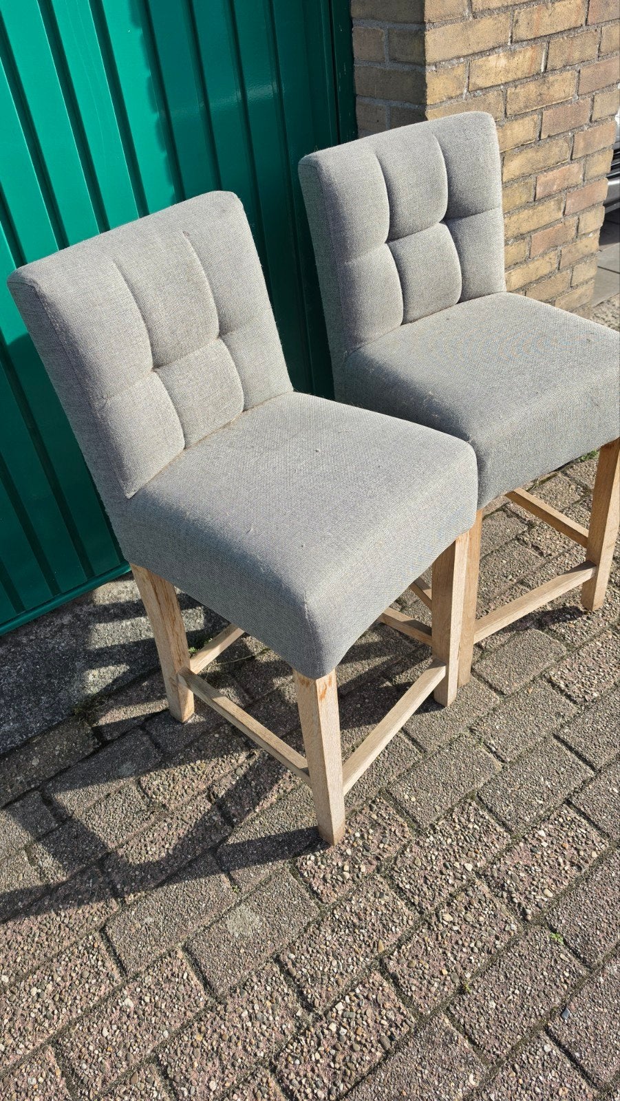 Set van 3 gestoffeerde krukken met houten onderstel, Ophalen, Gebruikt, 60 tot 90 cm, 3 krukken