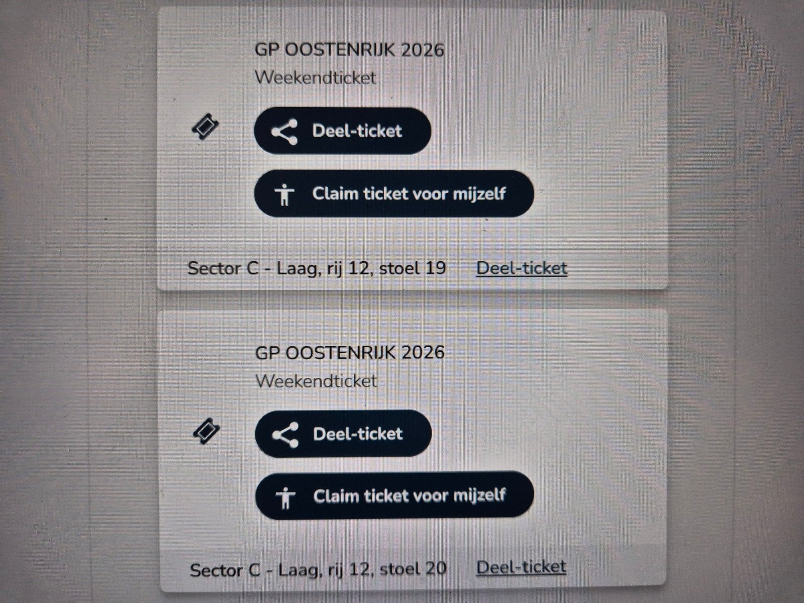 Formule 1 GP van Oostenrijk, Twee personen, Oktober