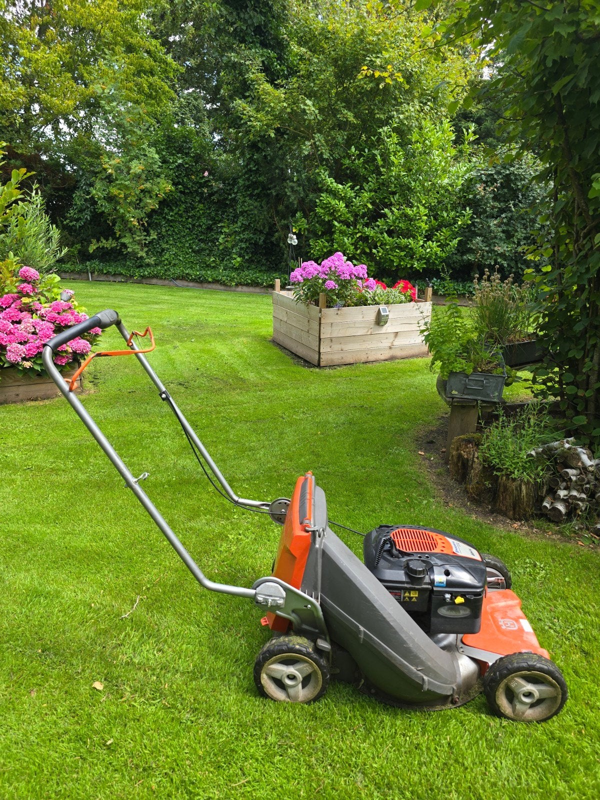 Husqvarna lc48 grasmaaier + mulch functie, Tuin en Terras, Grasmaaiers, Gebruikt, Benzine-grasmaaier, 40 t/m 49 cm, Cirkelmaaier