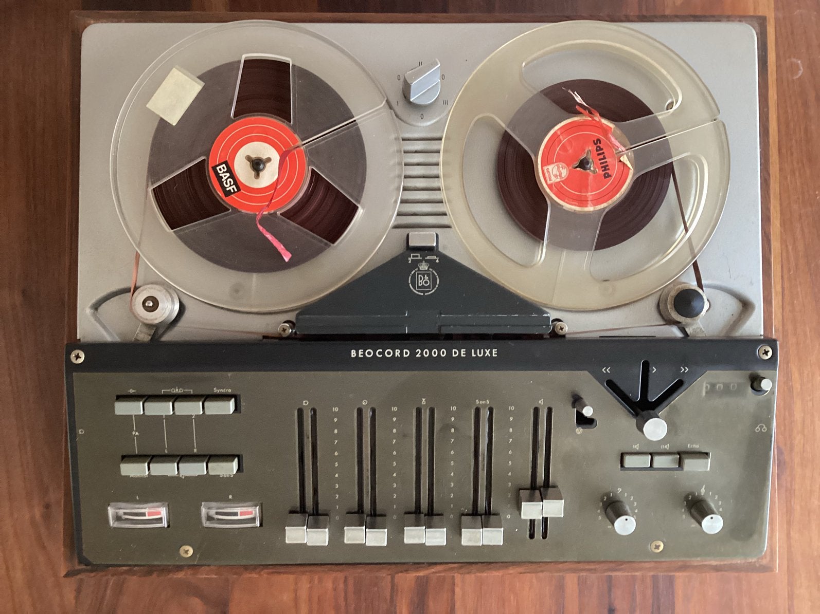 Vintage Bang &Olufsen Beocord 2000 de Luxe spoelbandrecorder, Audio, Tv en Foto, Ophalen, Bandrecorder, Met stofkap
