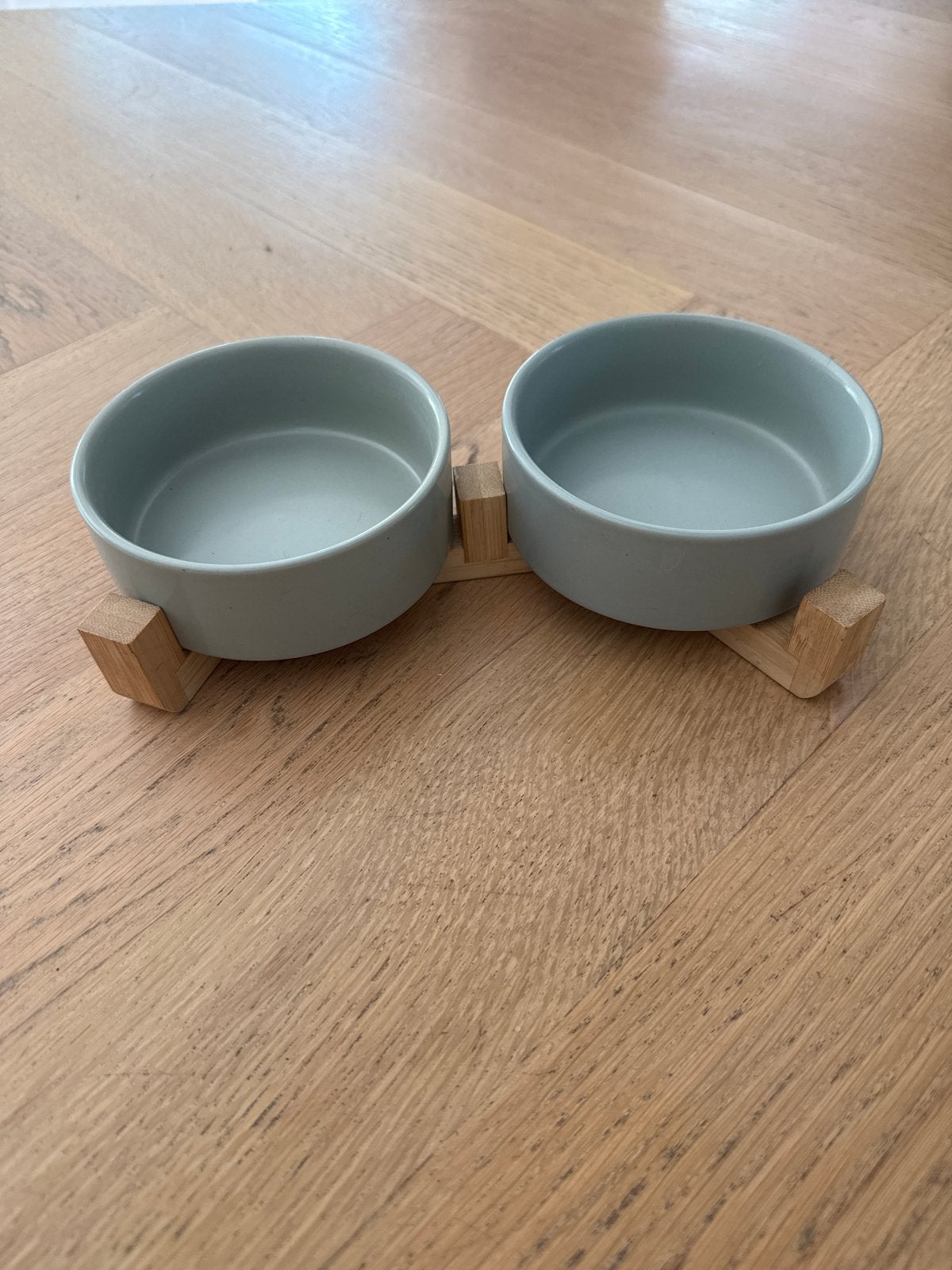 Honden/katten voerbak met houder, Verzenden, Zo goed als nieuw