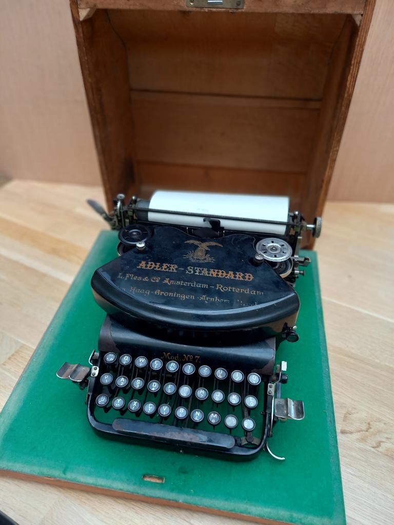 typemachine uit 1906, Diversen, Typemachines, Ophalen, Gebruikt