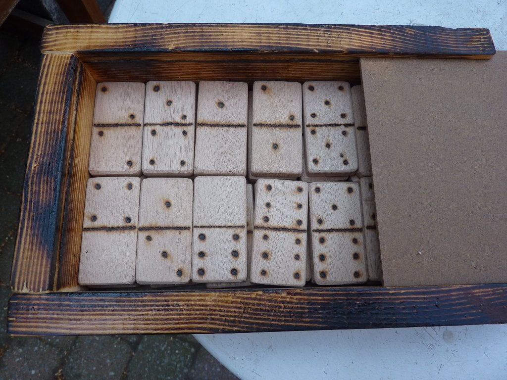 oud houten domino spel gebrand op hout, Antiek en Kunst, Ophalen of Verzenden