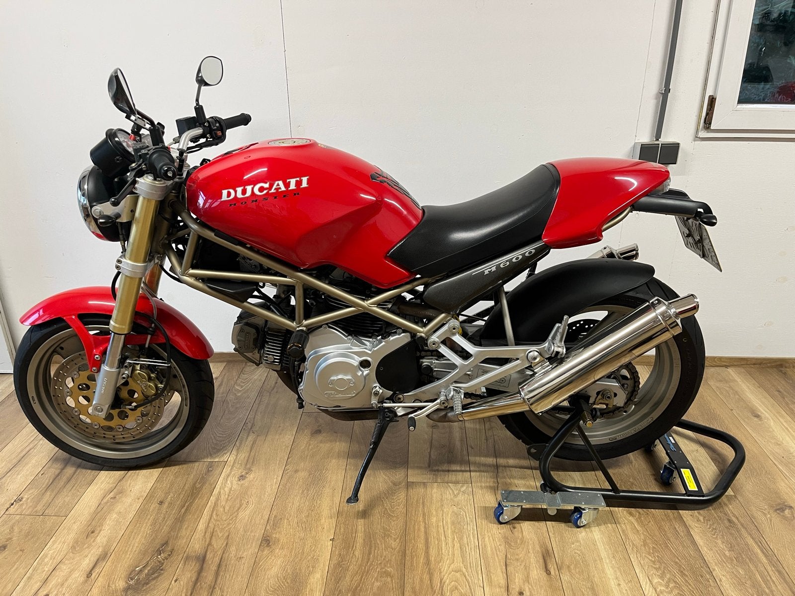 Ducati Monster M900 - Klassieke Naked Bike, Motoren, Ophalen, Gebruikt