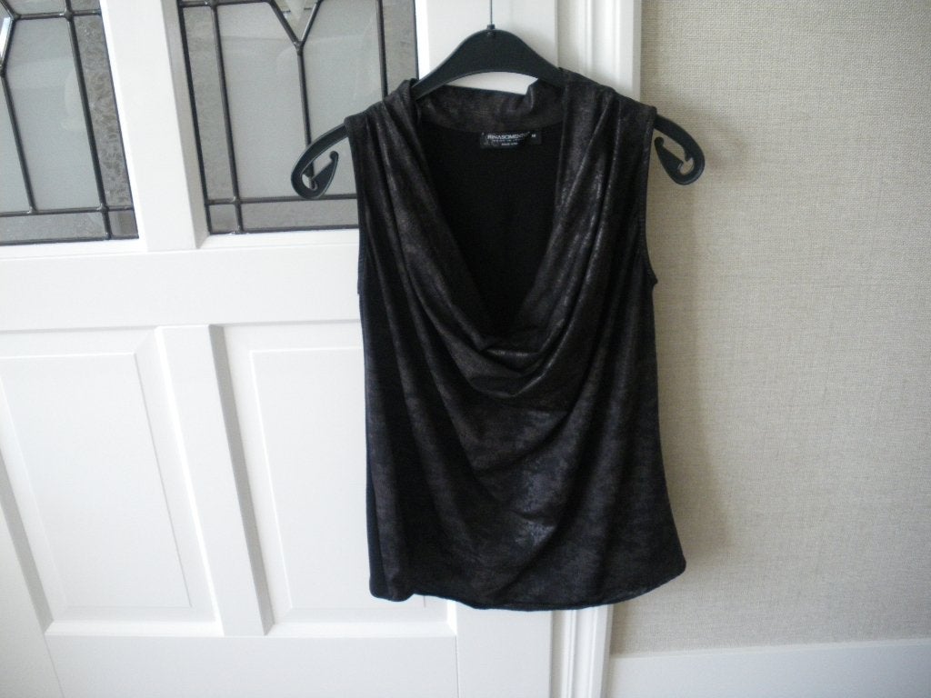 nieuw heel mooi zwart glans zomer topje dolce vita mt 38, Ophalen of Verzenden, Nieuw, Maat 38/40 (M), Zwart