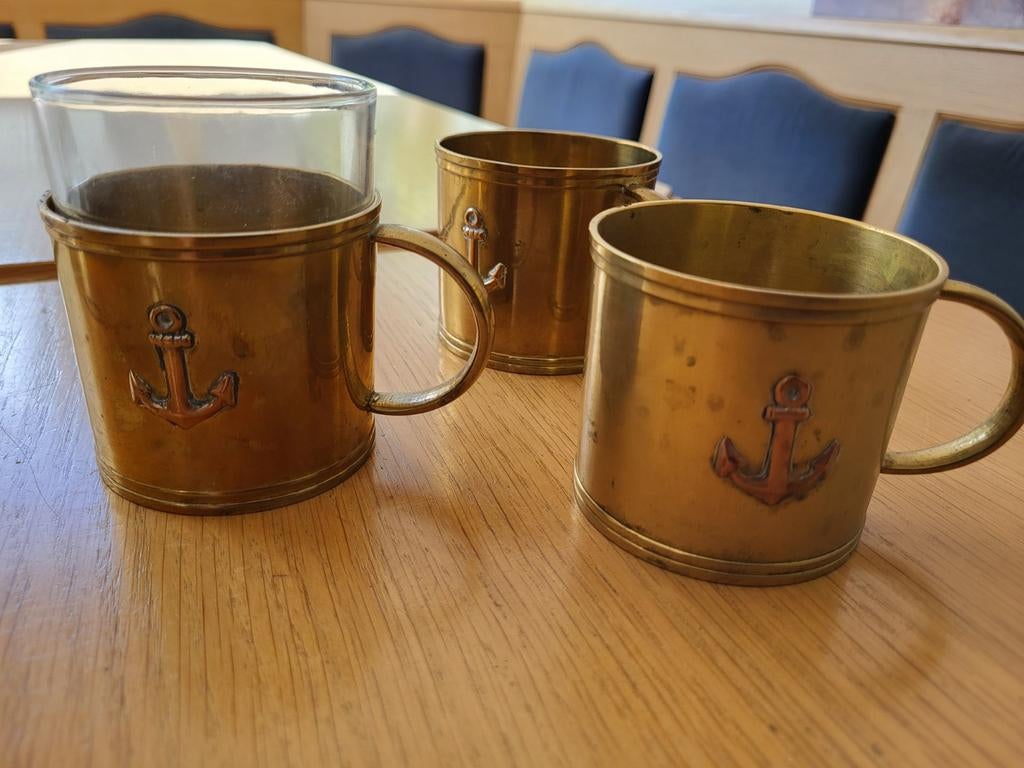 Set van 3 messing mokken met anker decoratie, Antiek en Kunst, Antiek | Koper en Brons, Koper, Ophalen of Verzenden