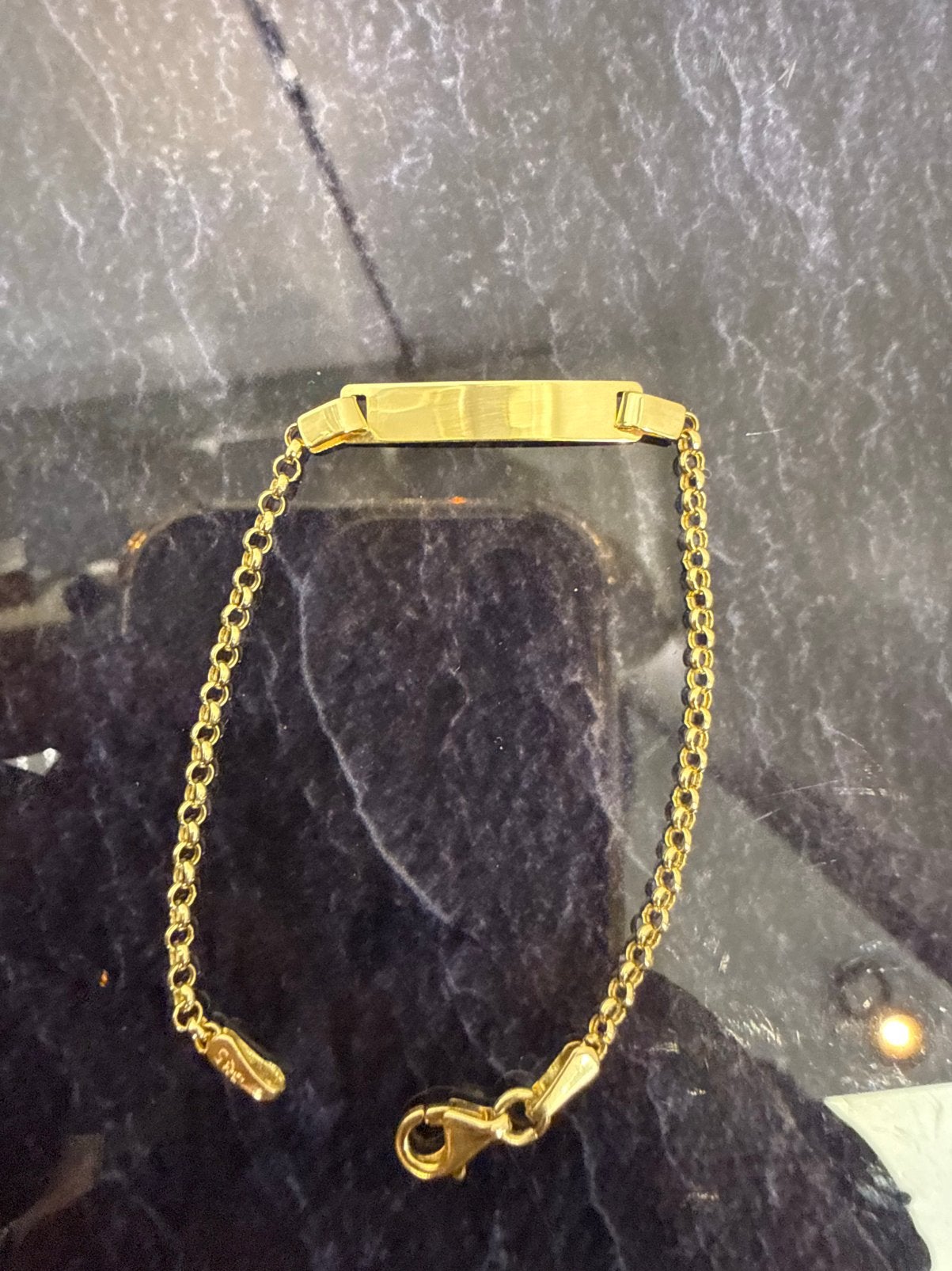 Prachtige 14 karaats gouden baby armband, Ophalen of Verzenden, Zo goed als nieuw, Goud