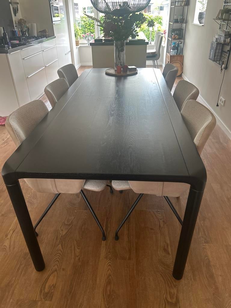 Zuiver Eettafel - 220x90 cm met ronde poten, Huis en Inrichting, Tafels | Eettafels, Ophalen, 200 cm of meer, 50 tot 100 cm, Zo goed als nieuw